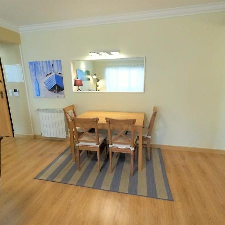 Carnaxide Modern T1 Apartment W Balcony In Carnaxide Oeiras Lisbon Dış mekan fotoğraf