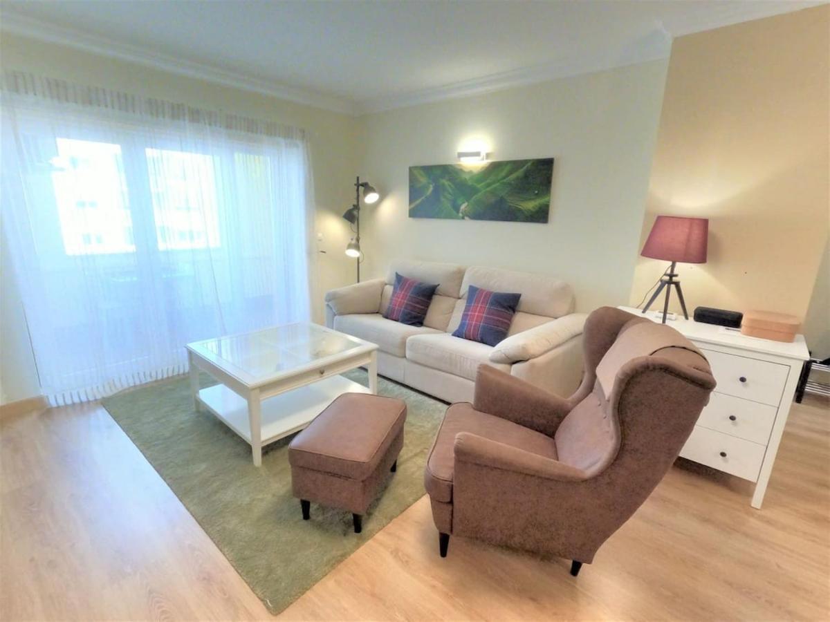 Carnaxide Modern T1 Apartment W Balcony In Carnaxide Oeiras Lisbon Dış mekan fotoğraf