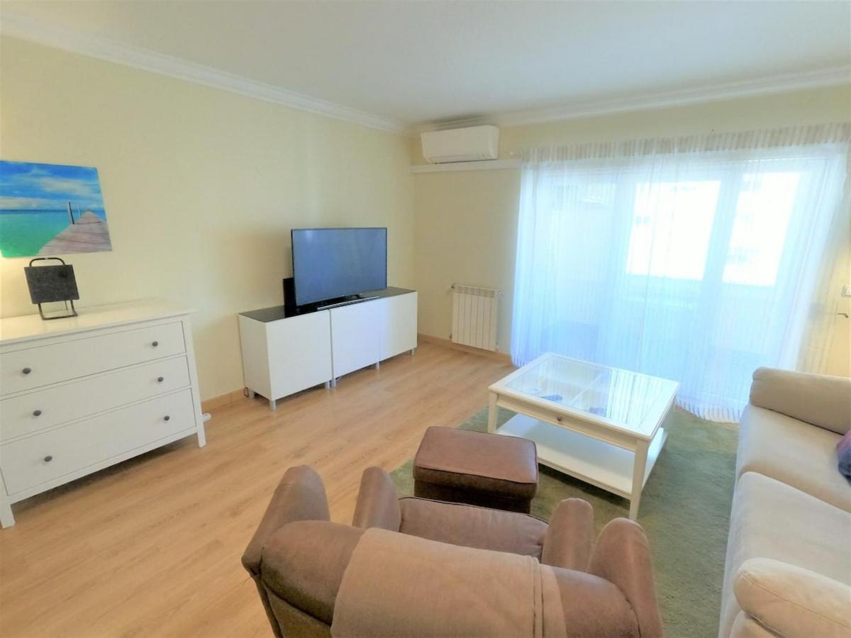 Carnaxide Modern T1 Apartment W Balcony In Carnaxide Oeiras Lisbon Dış mekan fotoğraf
