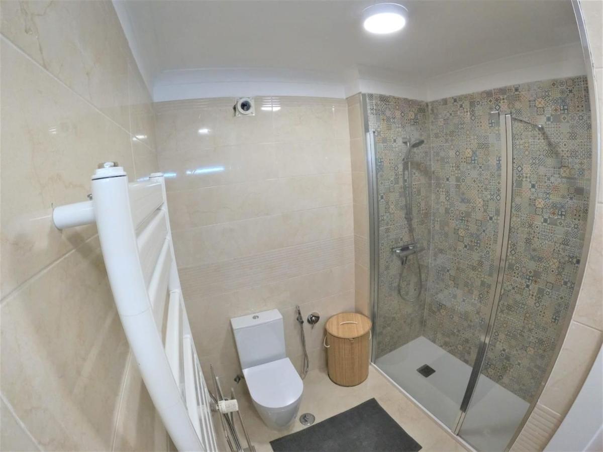 Carnaxide Modern T1 Apartment W Balcony In Carnaxide Oeiras Lisbon Dış mekan fotoğraf