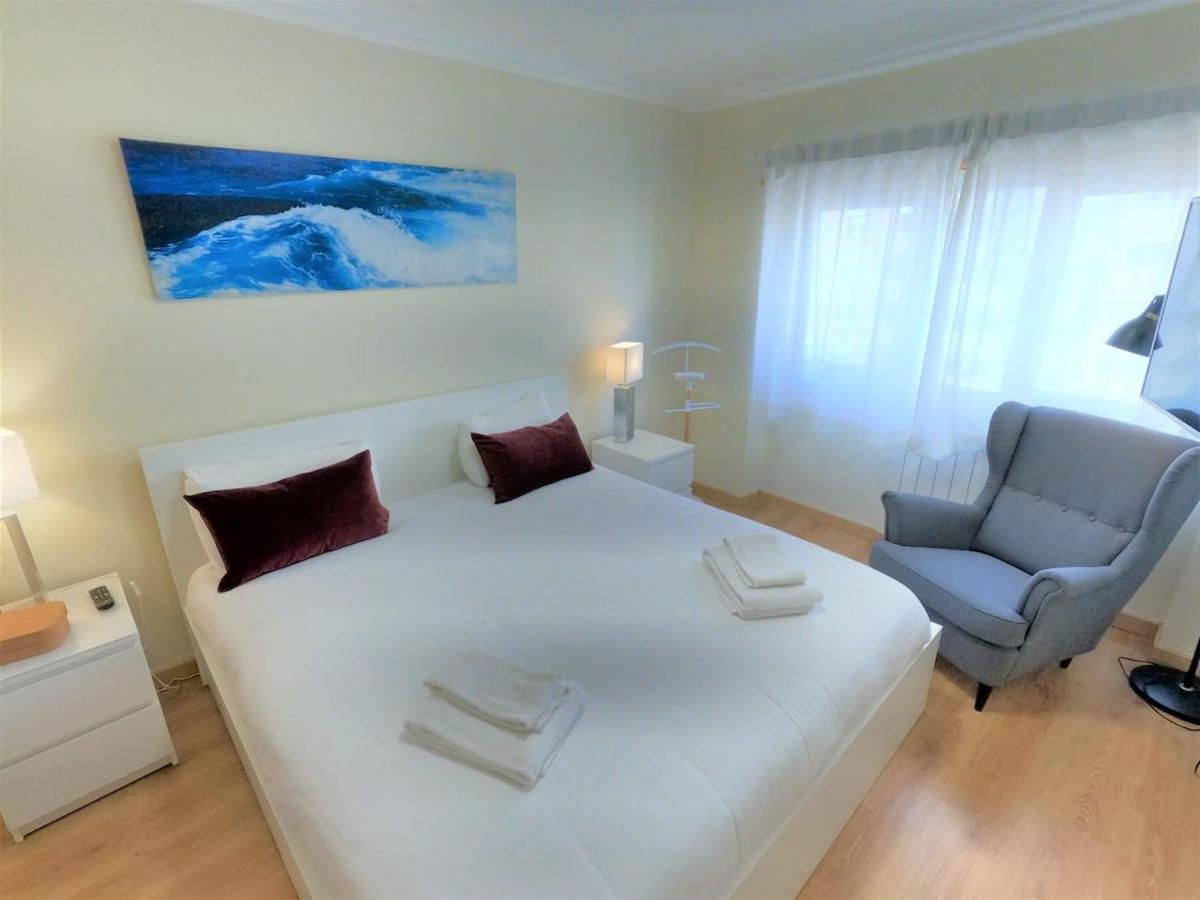 Carnaxide Modern T1 Apartment W Balcony In Carnaxide Oeiras Lisbon Dış mekan fotoğraf