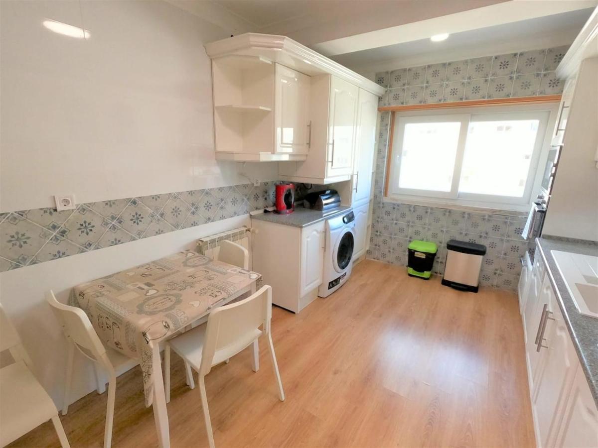 Carnaxide Modern T1 Apartment W Balcony In Carnaxide Oeiras Lisbon Dış mekan fotoğraf